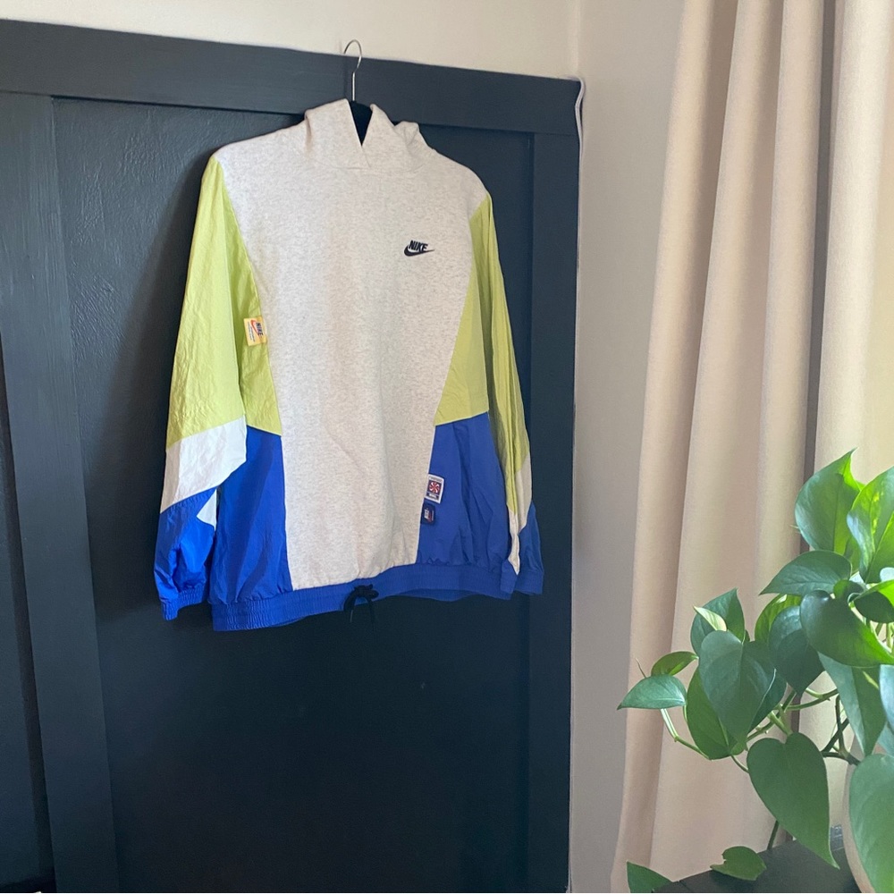 Nike hoodie